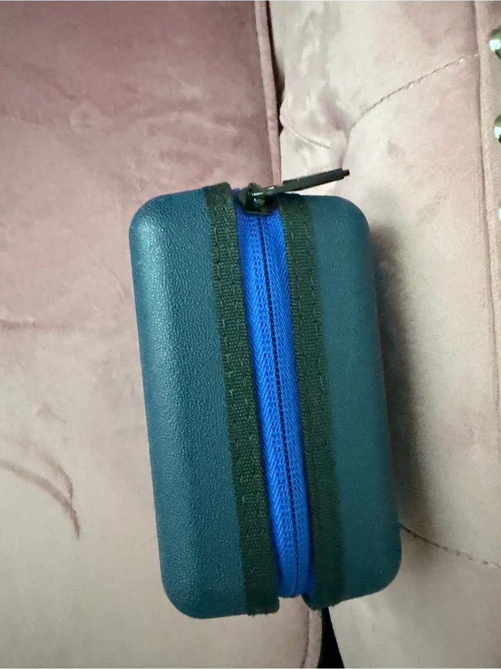Away Luggage United Mini Travel Amenity Case Hard Shell EMPTY